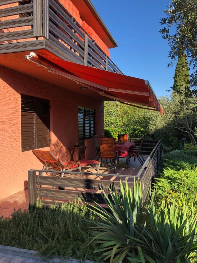 Holiday Home Andreja Малинска Экстерьер фото