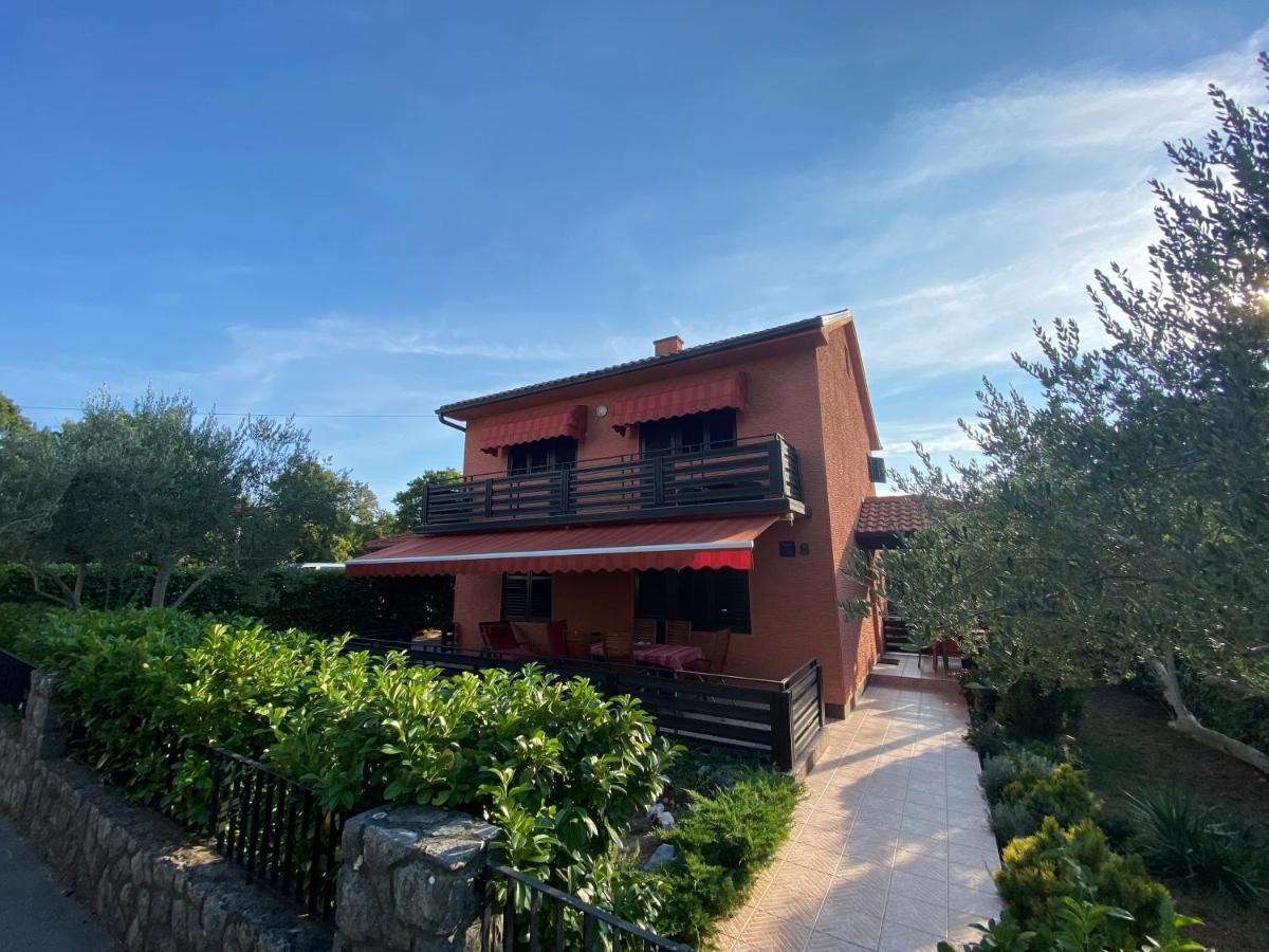 Holiday Home Andreja Малинска Экстерьер фото